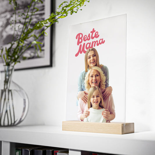Personalisiertes Acrylglas mit Holzständer - Das perfekte Geschenk für Mama!